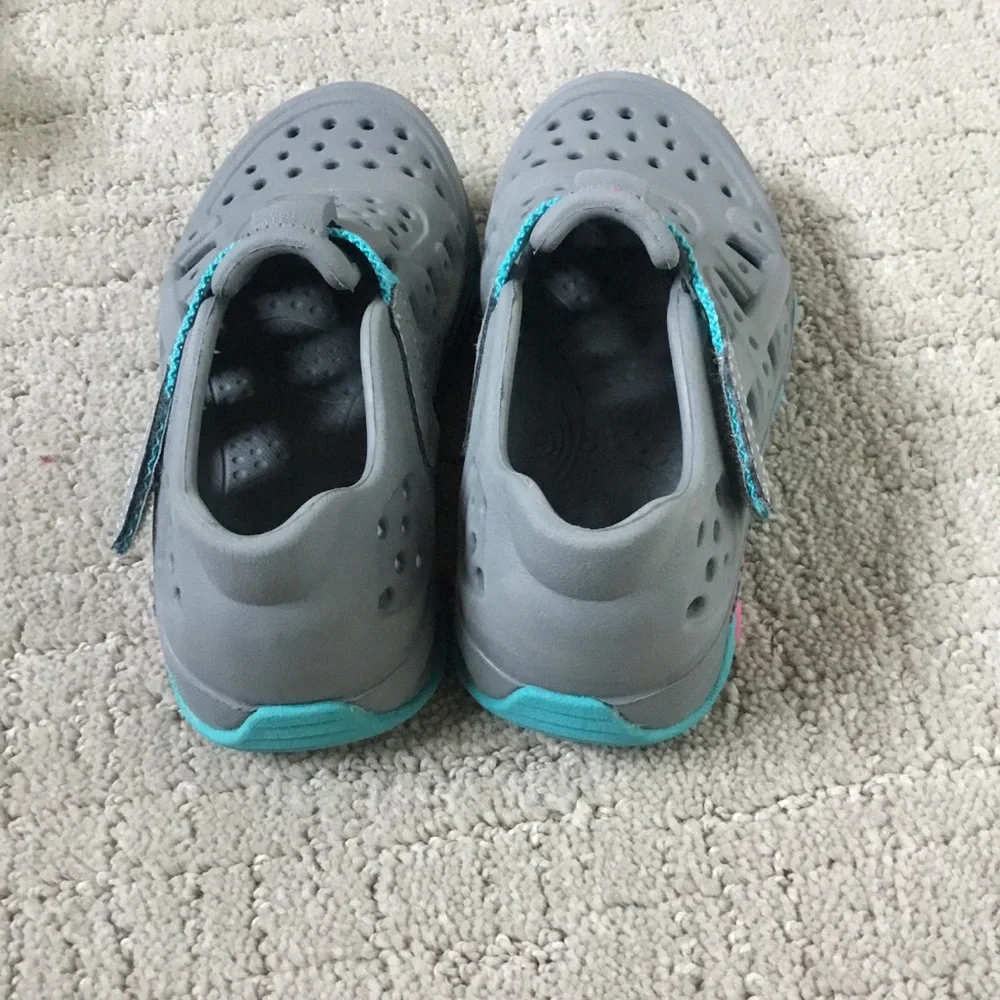 Merrell Kids Grey and Teal Water Shoes Slip-On